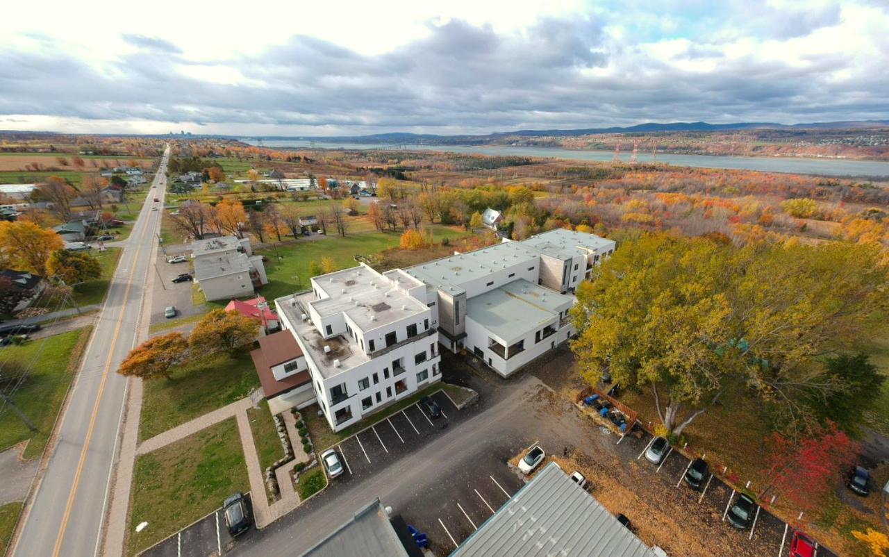L'Ile-Do - Ile D'Orleans Appartement St-Pierre-de-l'Île-d'Orléans Buitenkant foto