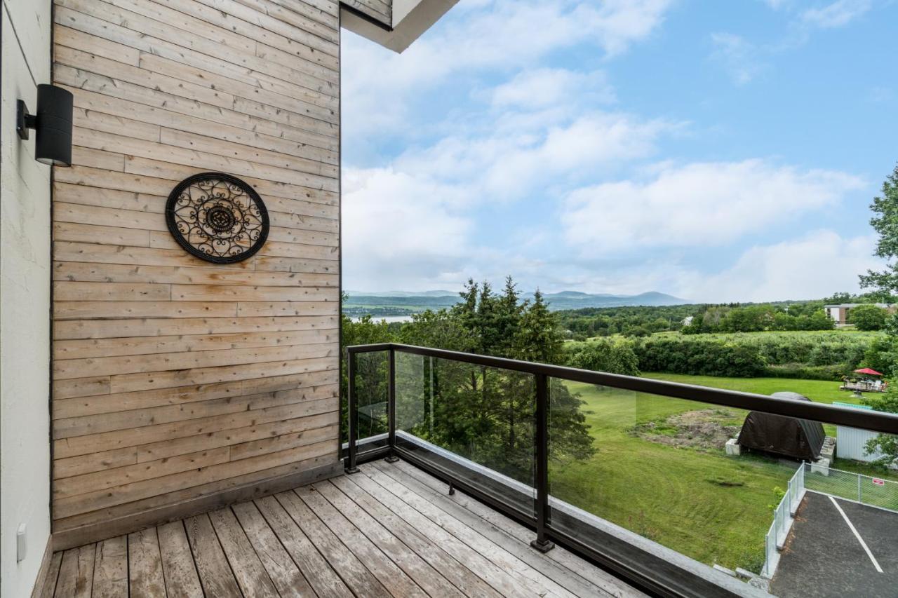 L'Ile-Do - Ile D'Orleans Appartement St-Pierre-de-l'Île-d'Orléans Buitenkant foto